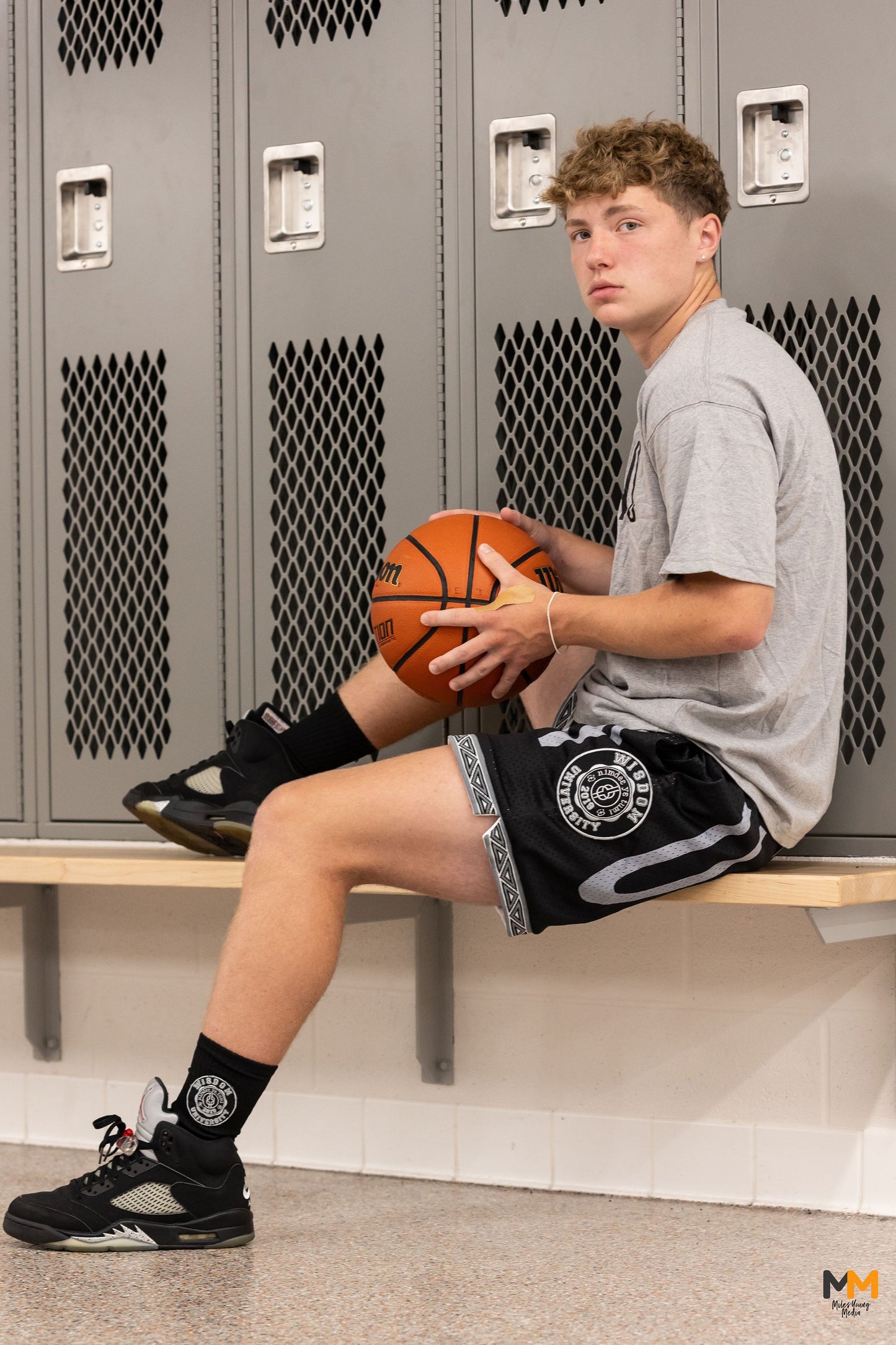 “Wisdom University” Throwback Shorts “Raiders”